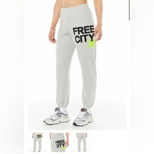 NWT FREECITY Large Sweatpant